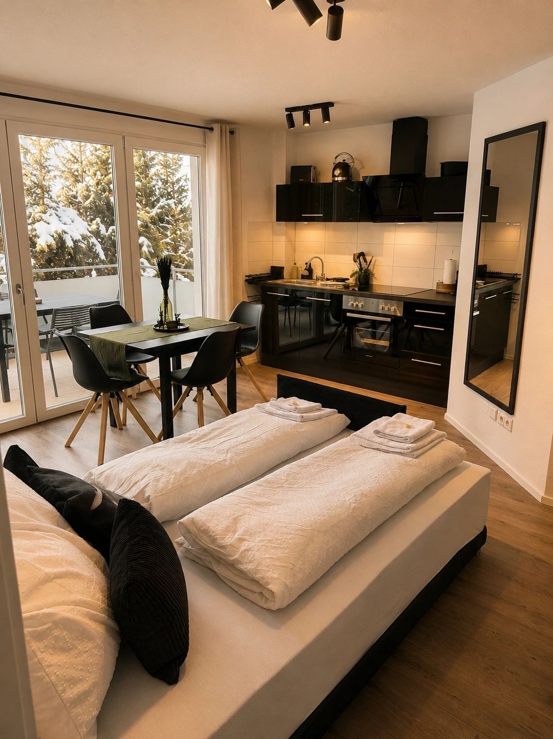 Schlafzimmer in einer BlackHome Ferienwohnung